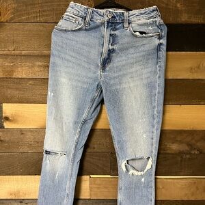 Women’s Abercrombie & Fitch Ripped Jeans